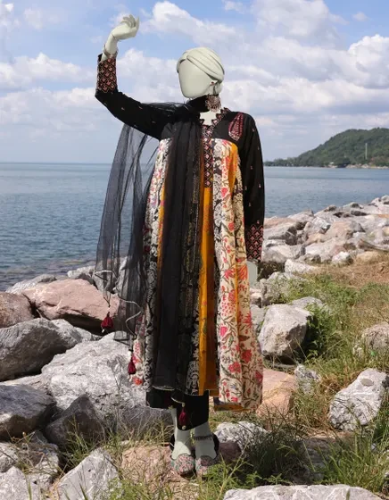 BLACK LAWN EMBROIDERED 3PC STITCHED | JLAWN-S-25-026