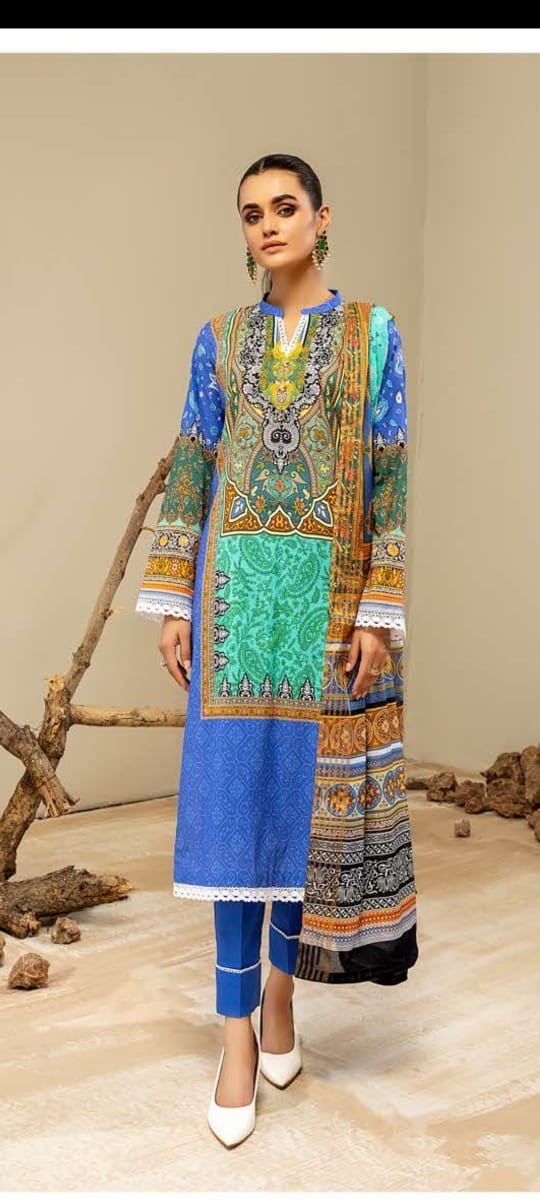 The king of quality ladies Lsm lakhany suit