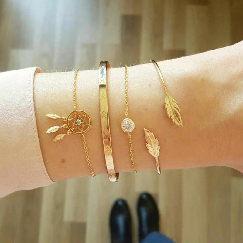 4 Bracelets set for Party Fashion - Bangles for girls fashion 4 in 1 - Bracelets Women Twist Leaves Golden Color