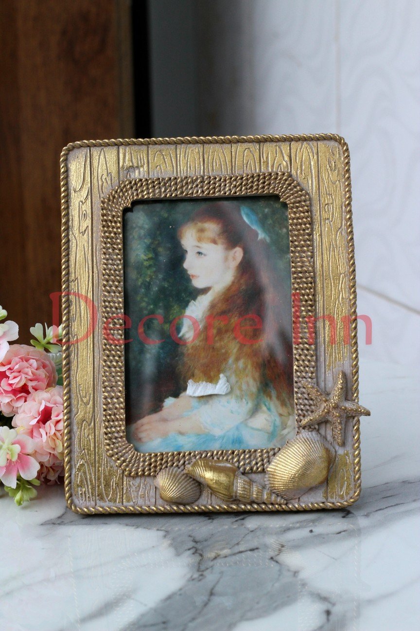 Vintage Mediterranean Style photo frame