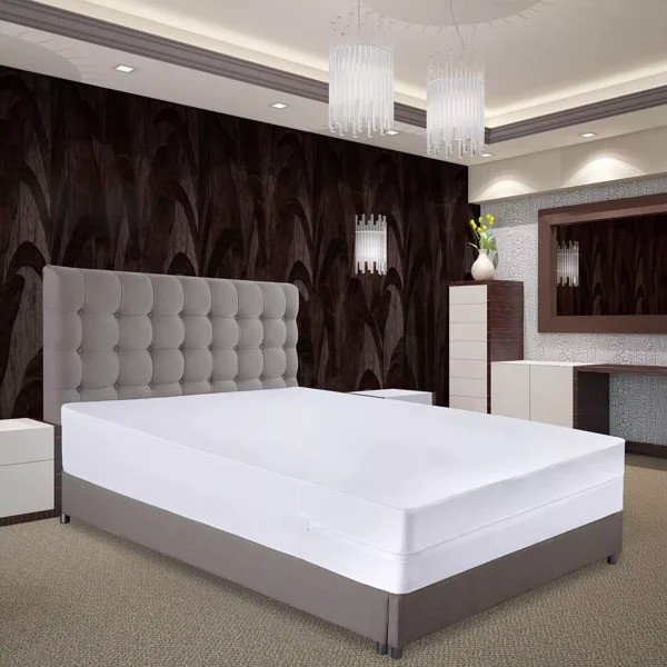 Mattress Protector KING SIZE, Absorbent, Six-Sided Zippered Mattress