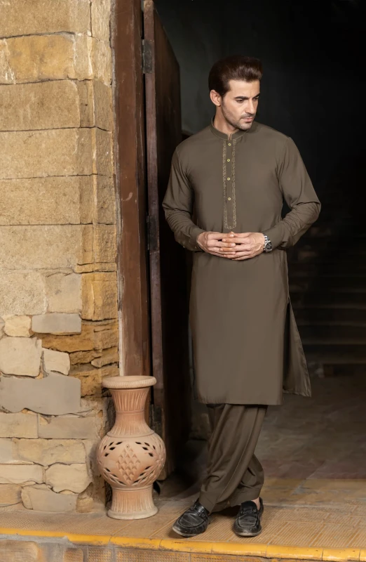 SUMMER'25 EMBROIDERED MEN KAMEEZ SHALWAR OLIVE