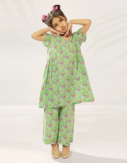 GREEN PRINTED LAWN 2PC STITCHEDJGKL-S-JGST-25-5651 FB/ESSENTIALS-G-30