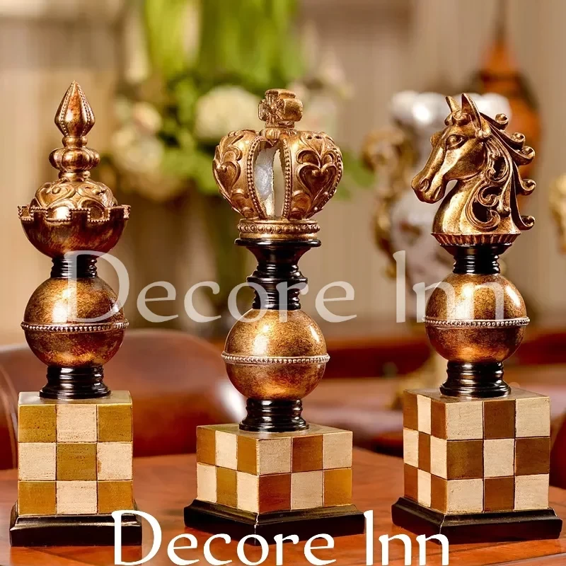 American country style chess Ornaments 3 pieces set.