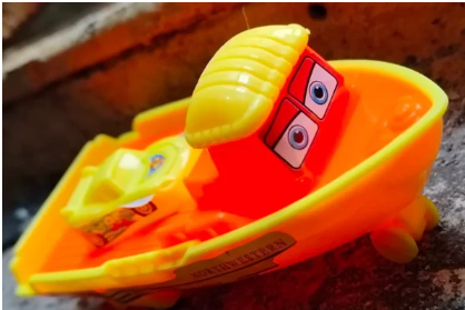 1pc Speed racing Boat Ship Kids Toys